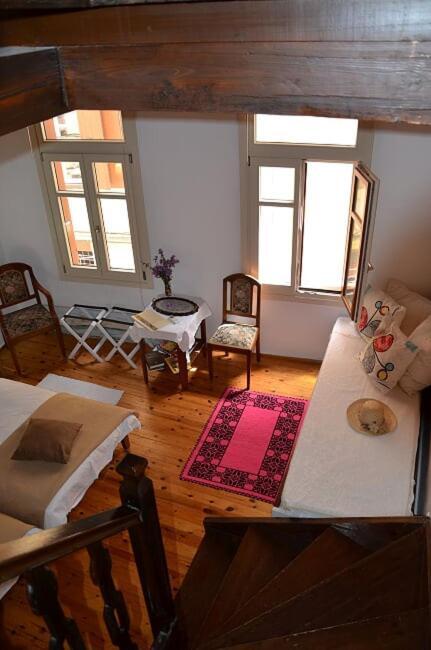 Myron House Apartament *
